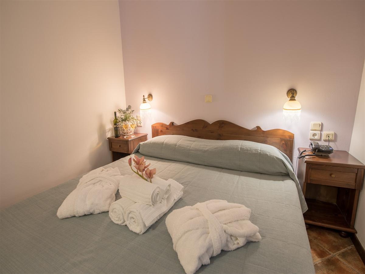 Moongarden Aparthotel Mithimna Luaran gambar