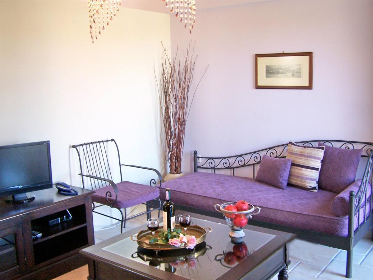 Moongarden Aparthotel Mithimna Luaran gambar