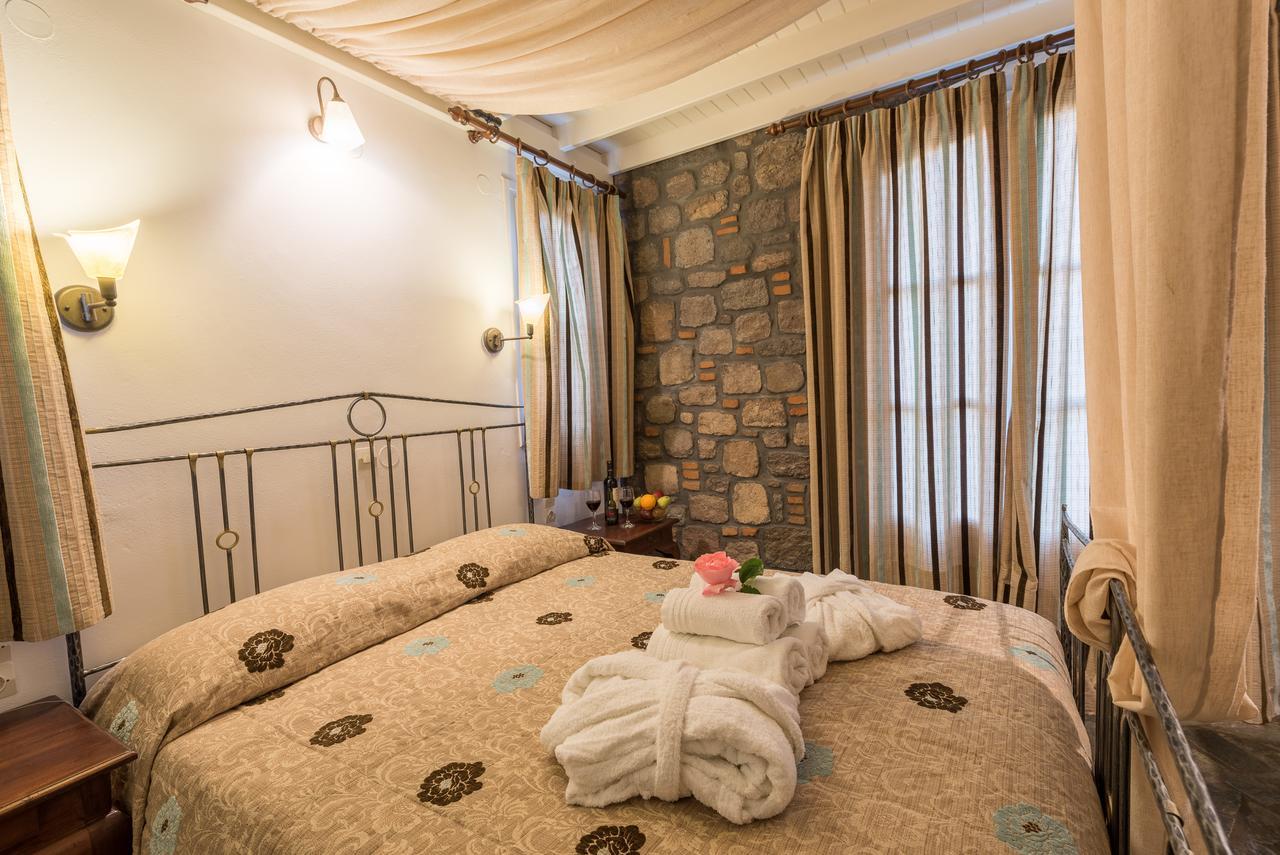 Moongarden Aparthotel Mithimna Luaran gambar